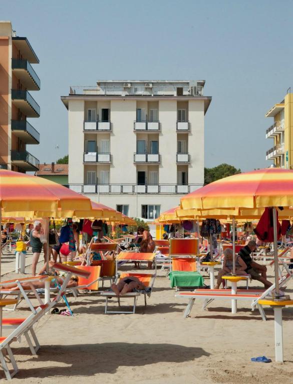 Hotel Cosmopolita Rimini Ngoại thất bức ảnh